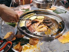 -哈哈碳都·牛肋条无限自助烤肉(台江万达店)
