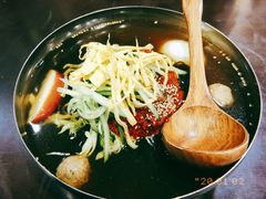 -服务大楼冷面(延大店)