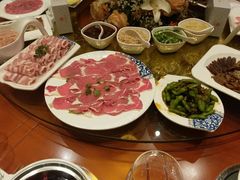 -百年川椒重庆老火锅(光谷店)