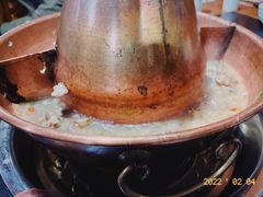 -果松木炭酸菜铜火锅·外婆参鸡汤