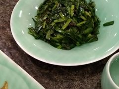 韭菜拌地软-河东颐祥阁(世贸店)
