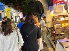 -吴山路夜市