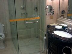 -茂名熹龙国际大酒店(人民广场高铁站店)