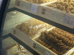 -光明牛奶棚(南泉店)