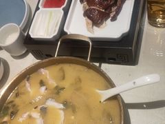 -陈阿婆鱼头泡饼·京味菜(复兴路店)