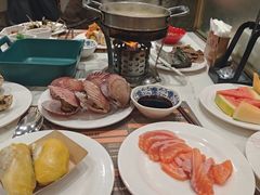 -金马门国际美食百汇(珞喻路店)
