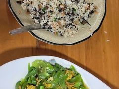 干巴菌炒饭-龙姐私房菜(和顺古镇店)