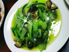 -明月食府(二区干二路店)