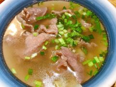 -冯烫烫跷脚牛肉·川菜小馆(武胜西街店)
