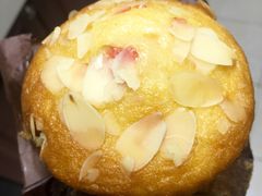 -COSTA COFFEE(济南振华商厦店)