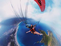 -费特希耶滑翔伞