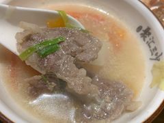 -聚汇三少·龙虾·中餐厅(莫邪路新天地店)
