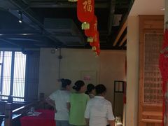 -沅江水·湖南家宴(南村万博长隆商圈店)