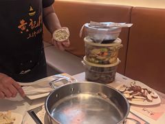 -黄记煌三汁焖锅(新佳丽江汉路店)