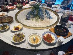 -千百味红餐厅·江西菜(绿地双子塔店)