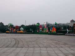 -汇泉广场