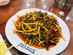 -椒香川流不息川菜馆(二七北路店)