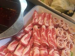 -小天鹅火锅·一线江景洪鼎旗舰店(洪崖洞店)