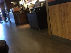 -星巴克(哈尔滨松雷店)