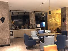 -宜尚酒店(武汉江汉路步行街店)