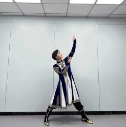 -尚美霓裳晚礼服·合唱服·舞蹈演出服租赁定制