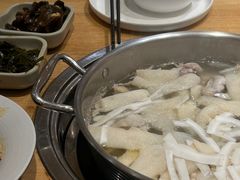 -池云涧自然椰子鸡(万泰汇店)