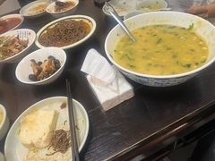-蓝田九大碗民俗食府(蓝田店)