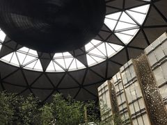 -上海滴水湖皇冠假日酒店