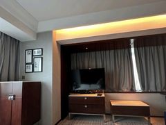 -上海龙之梦万丽酒店