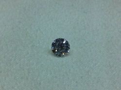 小石头2-威德钻石-克拉钻大本营(南京东路店)