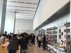 -Apple零售店(华贸购物中心店)
