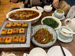 -一楼食业·美食人家