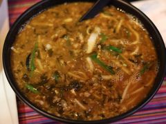 -香巴拉云南餐厅(华莱坞店)