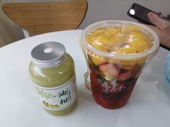 霸气水果桶-九里香奶茶果汁(碧湖店)