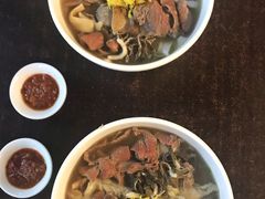 -潮镇老尾牛杂(环城西路店)