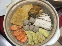 -侬佳蒸菜馆(听潮店)