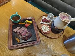 -西语炭烧牛排·西厨(石龙店)