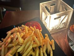 -TZ House音乐现场(来福士中心店)