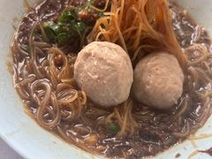-颂记牛肉粉