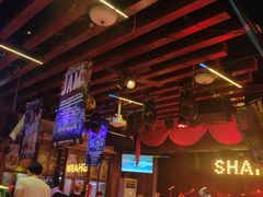 -鲨鱼美式餐厅酒吧Sharky