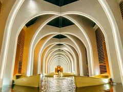 -涨巢·潮玩水疗局