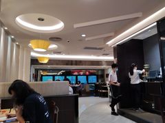 -必胜客(WOW中心城店)
