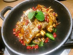 手撕扁担鸡-吃饭皇帝大(解放西路店)
