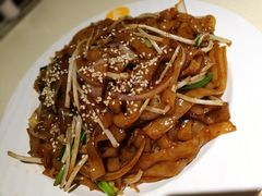 美极干炒牛河-龙记烧腊茶餐厅(常德路店)