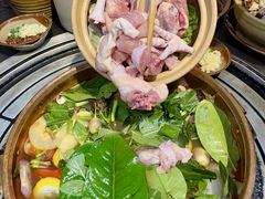 -阿山卓·野生菌火锅·纳西火塘烤肉