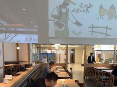 -老乡鸡(上海品尊国际中心店)