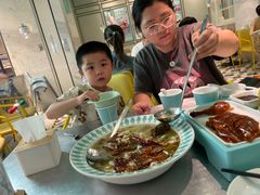 -姚姚酸菜鱼·金戈戈香港豉油鸡(喜荟城联名店)