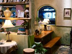 -六区宿舍咖啡店