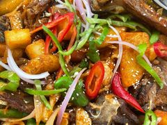 -马克力木手抓炕锅烤羊肉(盐湖一小区店)