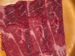 -牛YO寿喜烧·铁板烧和牛火锅自助(市府恒隆店)